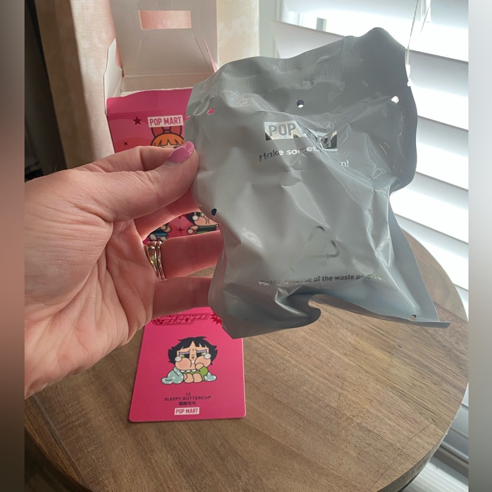 POP MART Crybaby The PowerPuff Girls Series - Sleepy Buttercup - OB, Wrapped - Picture 2 of 7
